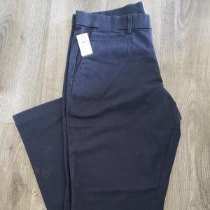 Gap Khakis in Slim Fit